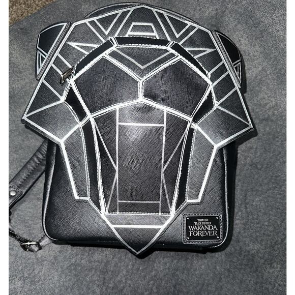 LOUNGEFLY BLACK PANTHER BACKPACK NEW Discontinued main image 8